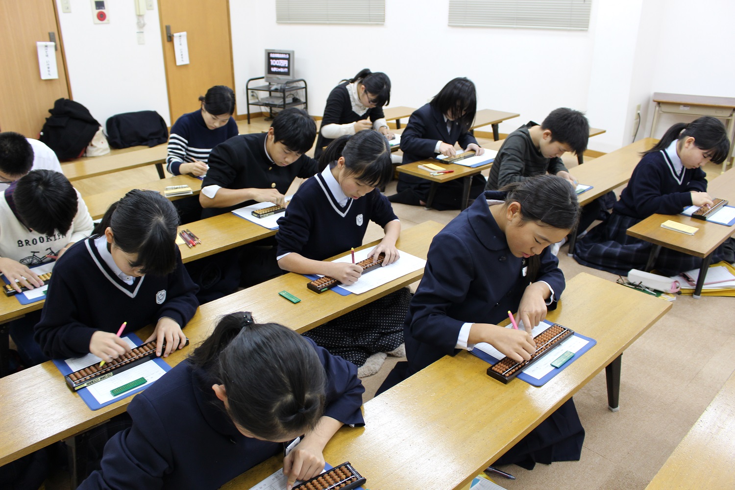 堀尾珠算学校のようす 広島市安佐南区のそろばん・あんざん教室